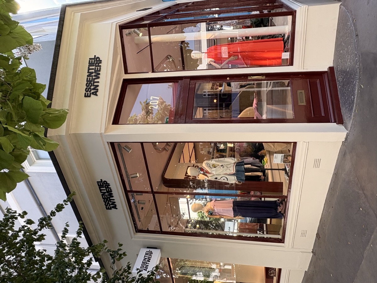 Essentiel Antwerp
